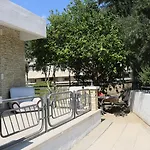 Costas Action 2 Hostel Nicosia