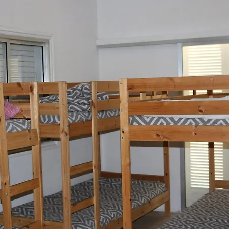 Costas Action 2 Hostel *