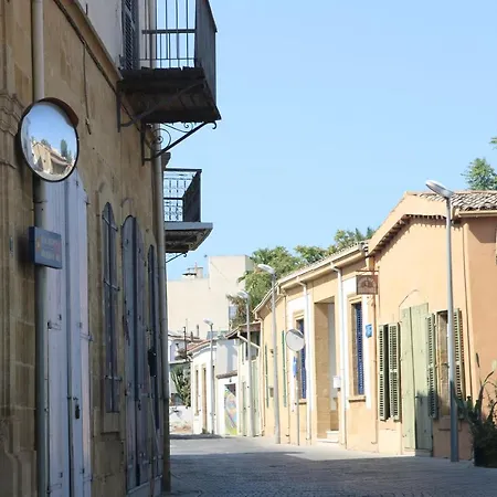 Vandrarhem Costas Action 2 *