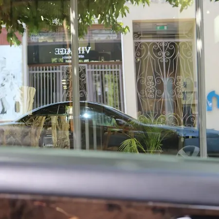 Costas Action 2 Vandrarhem