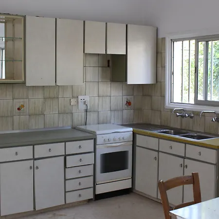 Hostel Costas Action 2 Nicosia