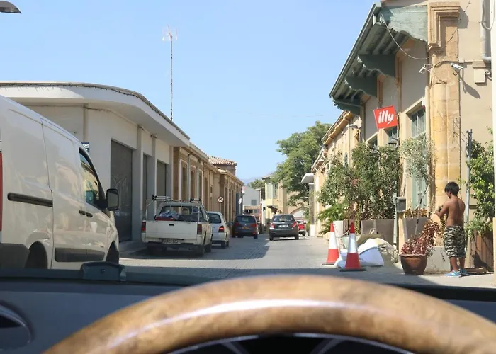 Costas Action 2 * Nikósie