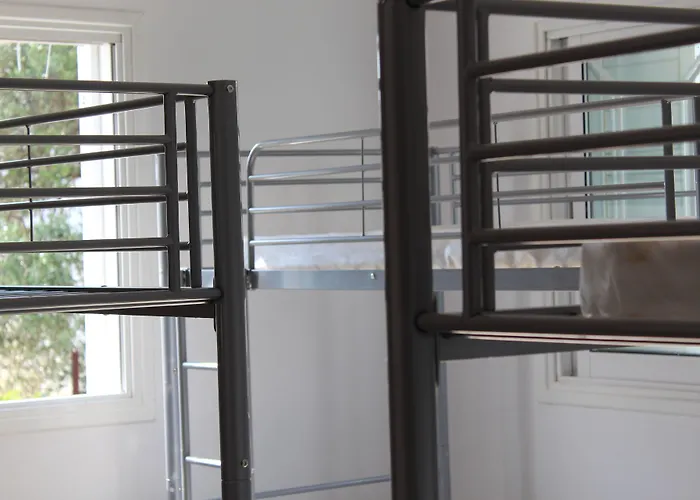 Hostal Costas Action 2 *