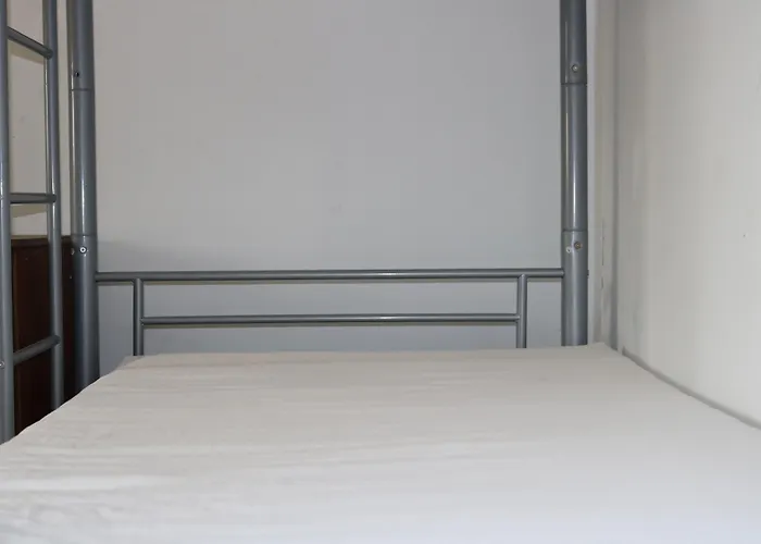 Costas Action 2 Hostel *